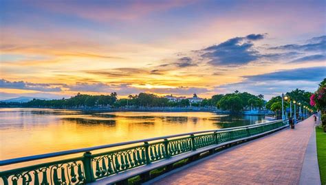 esplanade in tagalog|Iloilo River Esplanade .